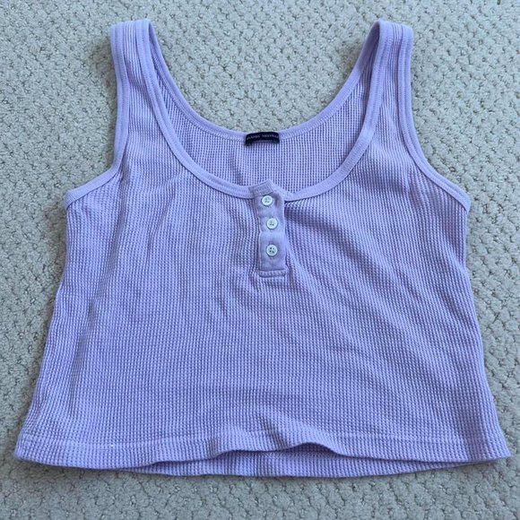 Brandy Melville Lilac Pink Button Crop Tank Top - Picture 2 of 4